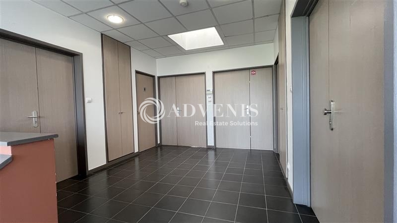 Location Bureaux MONTEVRAIN (77144) - Photo 9