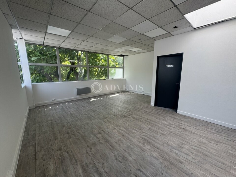 Location Activités Entrepôts GONESSE (95500) - Photo 6