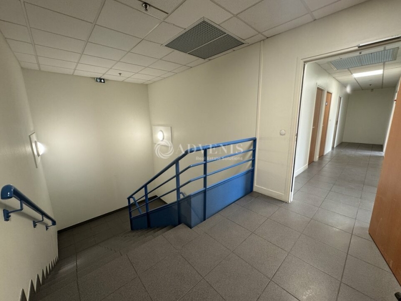 Location Entrepôts MARLY LA VILLE (95670) - Photo 10