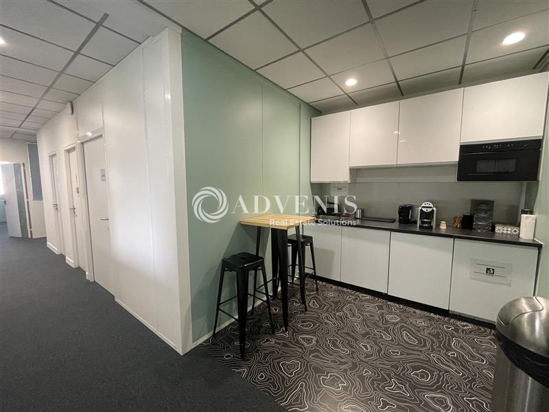 Location Bureaux TREMBLAY EN FRANCE (93290) - Photo 4