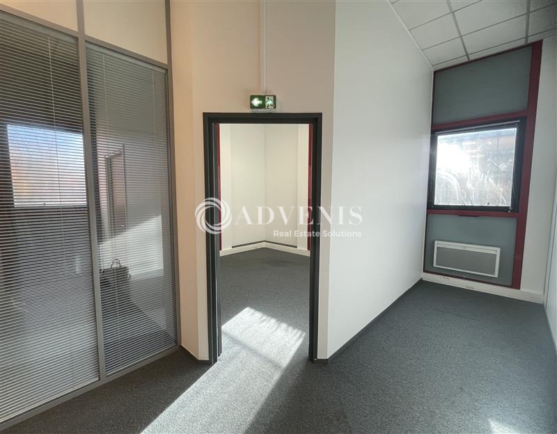 Location Bureaux et activités légères VILLEPINTE (93420) - Photo 3