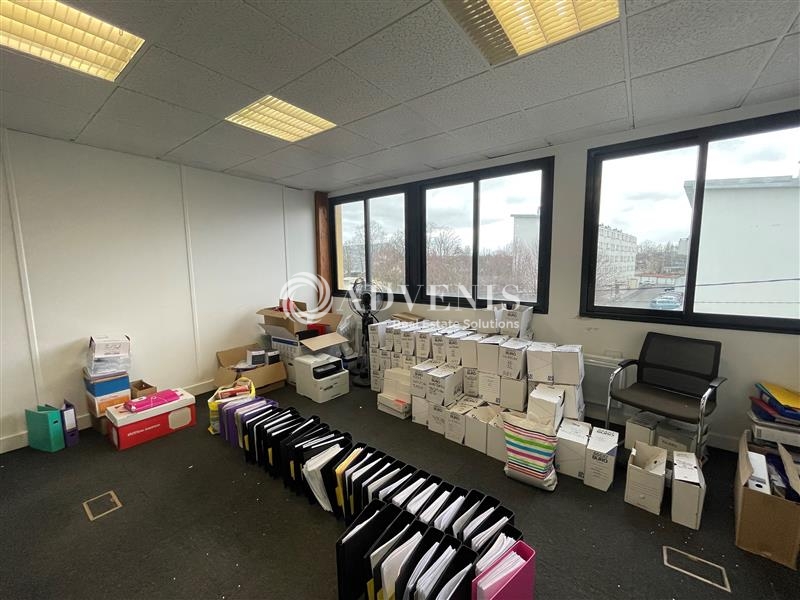 Location Bureaux GOUSSAINVILLE (95190) - Photo 3