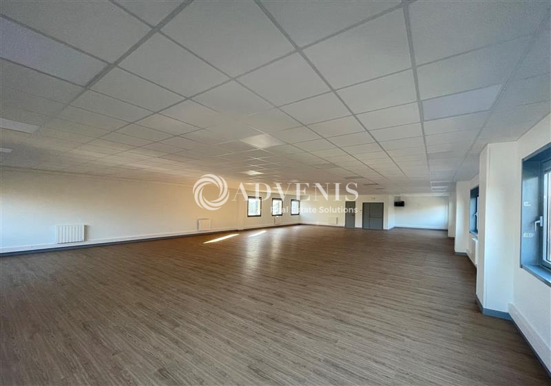 Location Bureaux ROISSY EN FRANCE (95700) - Photo 1