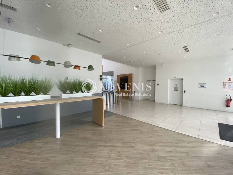 Location Bureaux TREMBLAY EN FRANCE (93290) - Photo 10