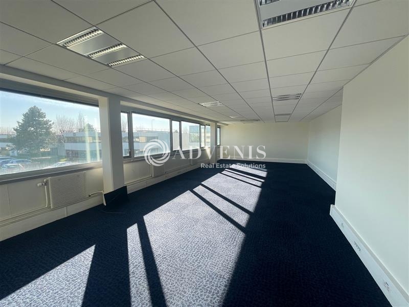 Location Bureaux TREMBLAY EN FRANCE (93290) - Photo 3