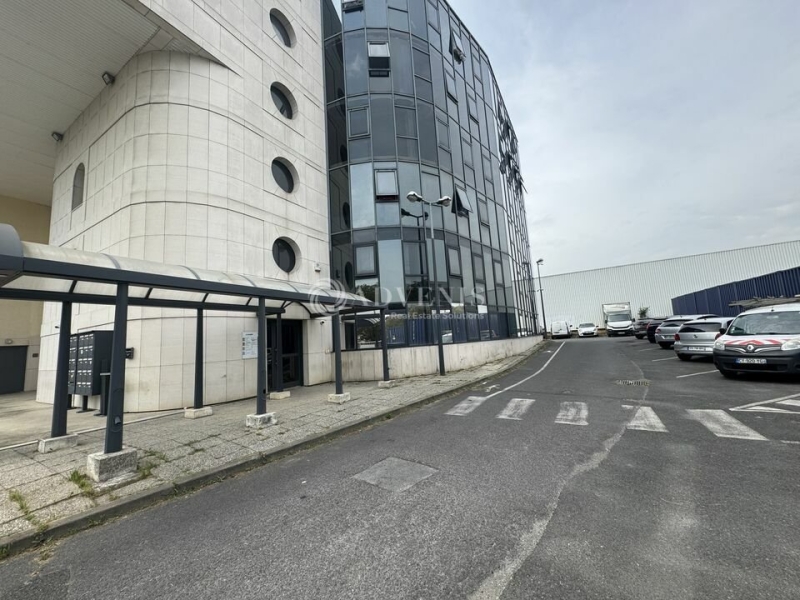 Location Bureaux GOUSSAINVILLE (95190) - Photo 8