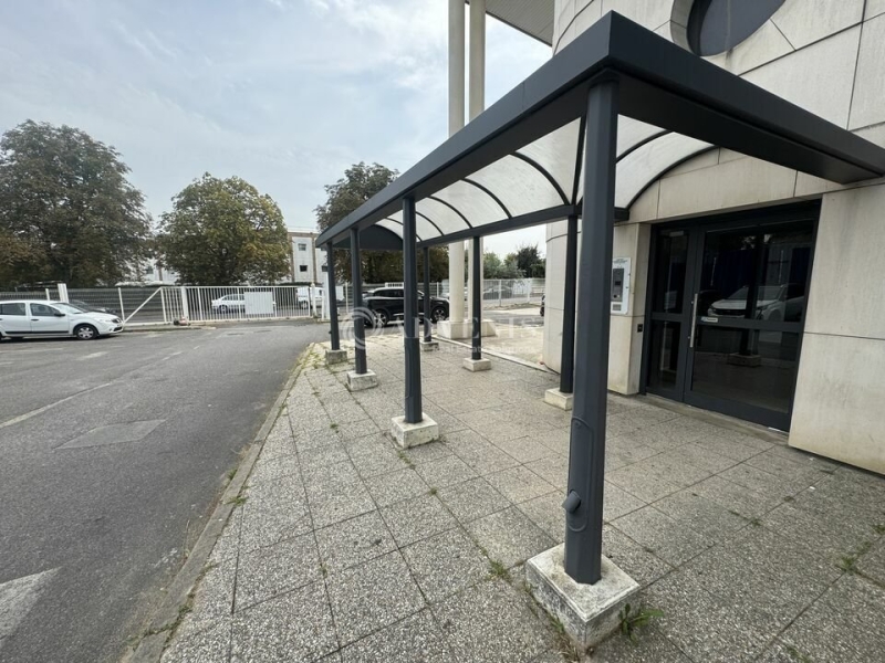 Location Bureaux GOUSSAINVILLE (95190) - Photo 9