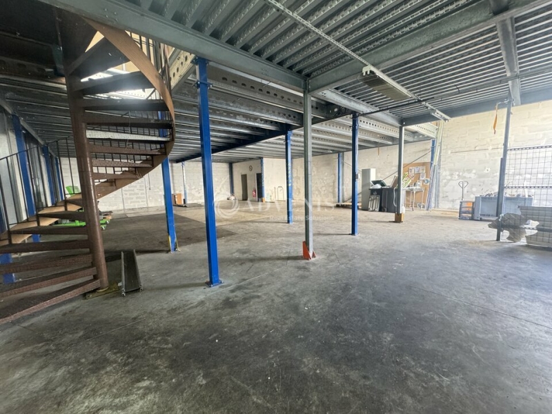 Location Activités Entrepôts LA COURNEUVE (93120) - Photo 8