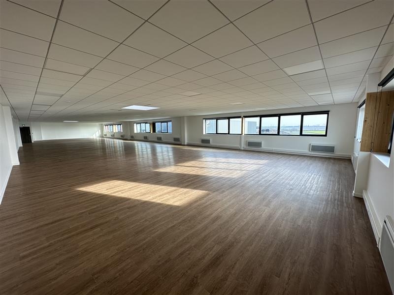 Location Entrepôts LOUVRES (95380) - Photo 7