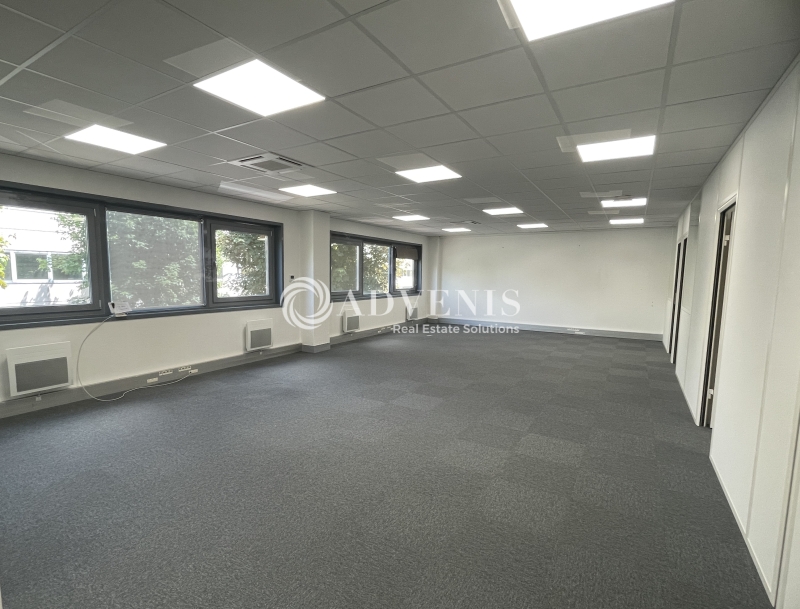 Location Bureaux ROISSY EN FRANCE (95700) - Photo 5