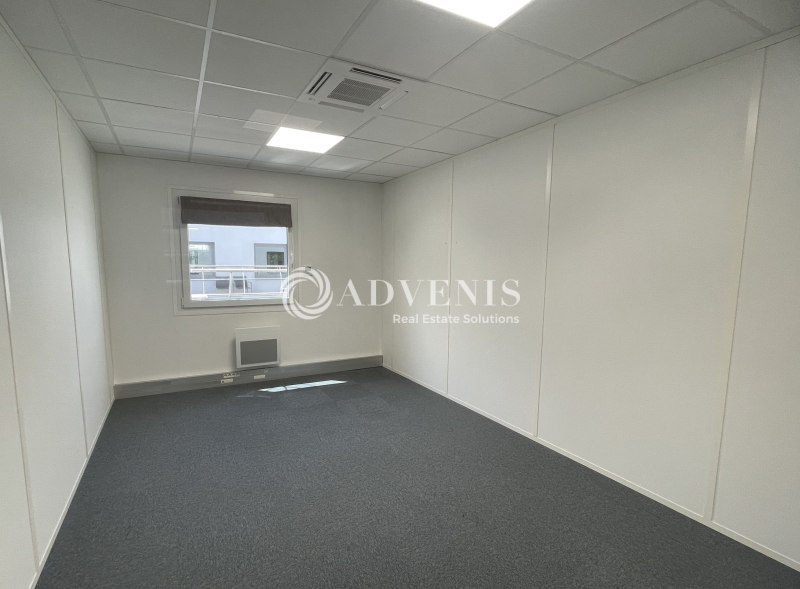 Location Bureaux ROISSY EN FRANCE (95700) - Photo 6