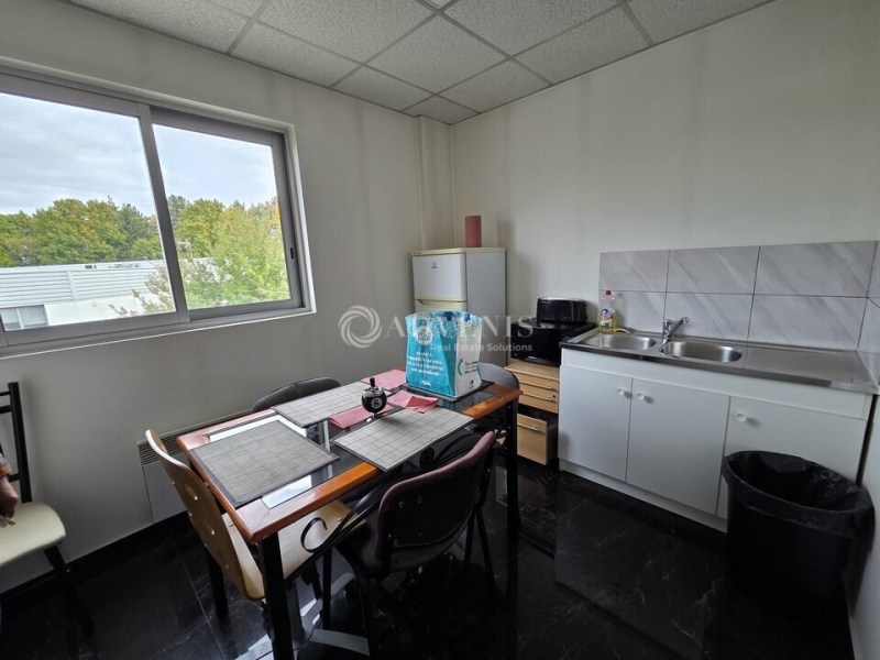 Vente Investisseur Activités Entrepôts CLAYE SOUILLY (77410) - Photo 7
