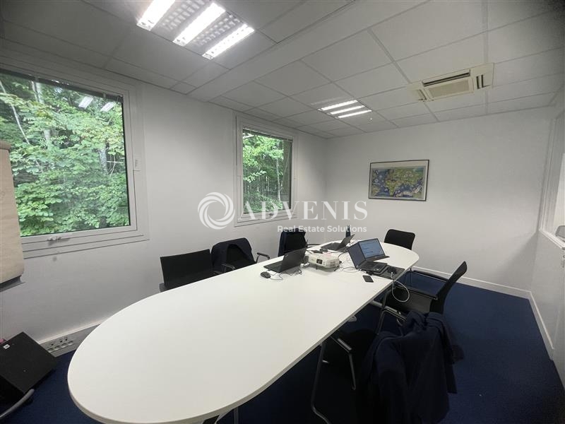 Location Bureaux TREMBLAY EN FRANCE (93290) - Photo 8