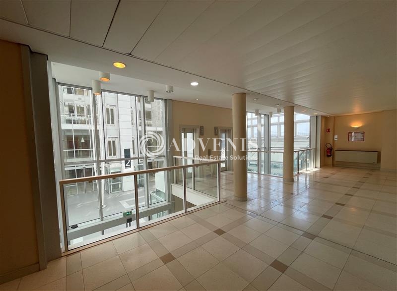 Location Bureaux TREMBLAY EN FRANCE (93290) - Photo 4