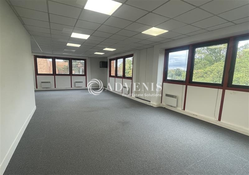 Location Bureaux et activités légères VILLEPINTE (93420) - Photo 4