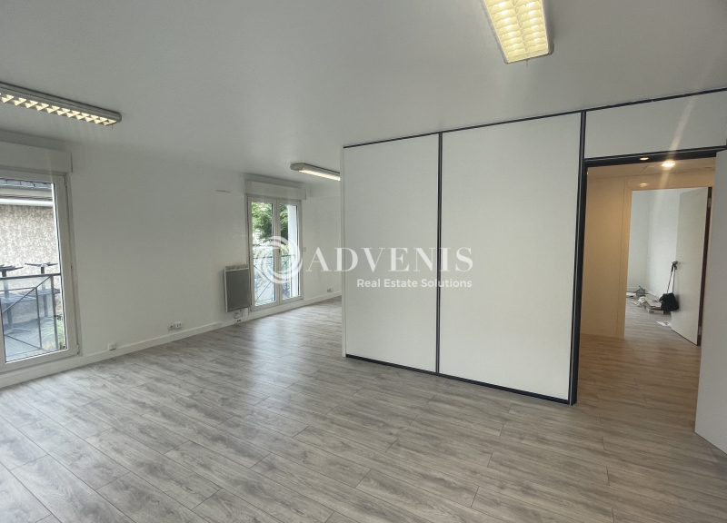 Location Bureaux ROISSY EN FRANCE (95700) - Photo 4