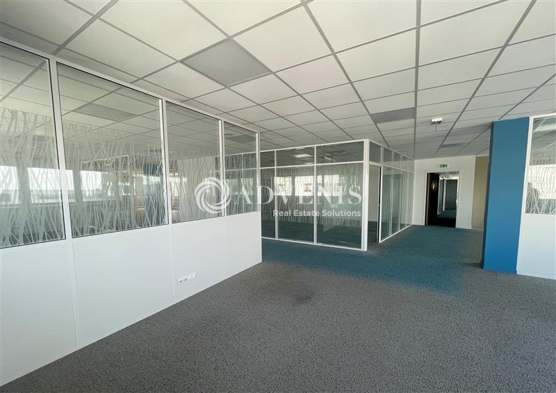 Location Bureaux TREMBLAY EN FRANCE (93290) - Photo 4