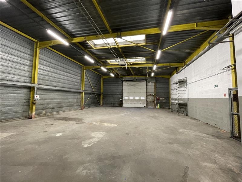 Location Activités Entrepôts TREMBLAY EN FRANCE (93290) - Photo 2