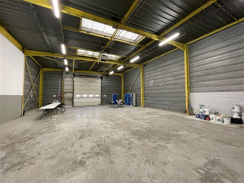 Location Activités Entrepôts TREMBLAY EN FRANCE (93290) - Photo 3