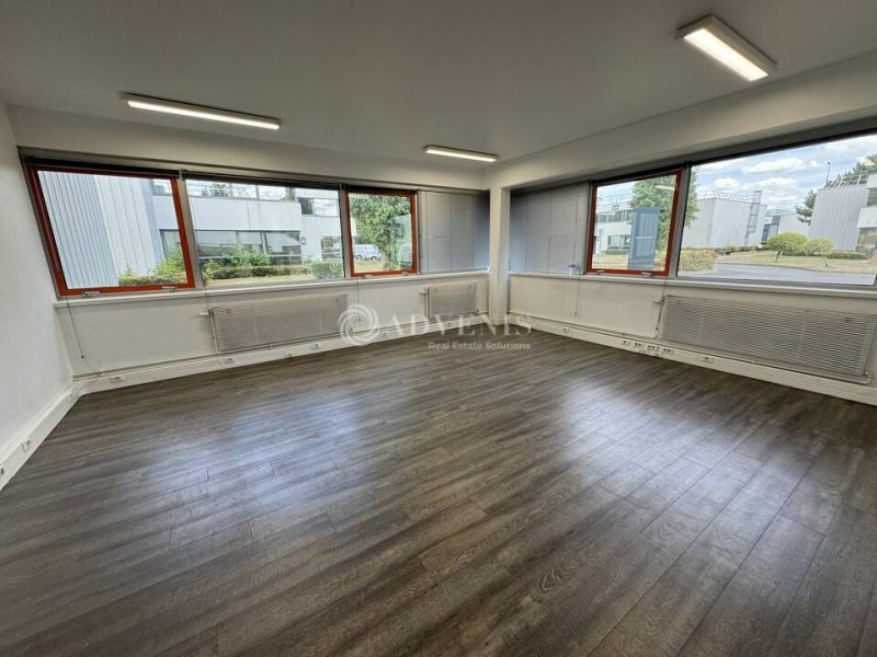 Location Activités Entrepôts TREMBLAY EN FRANCE (93290) - Photo 5