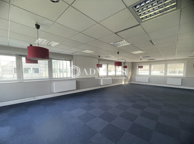 Location Bureaux TREMBLAY EN FRANCE (93290) - Photo 1