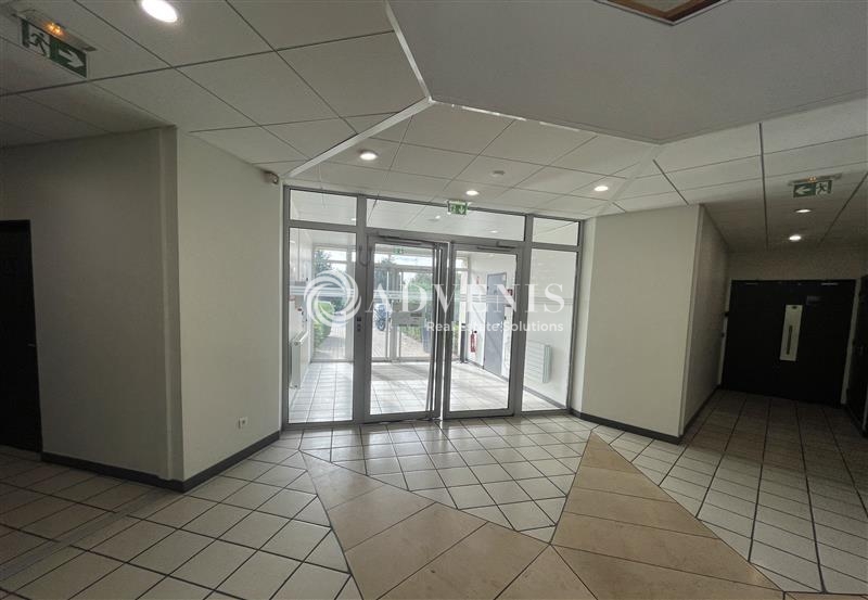 Location Bureaux ROISSY EN FRANCE (95700) - Photo 3