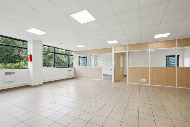 Location Entrepôts MARLY LA VILLE (95670) - Photo 10