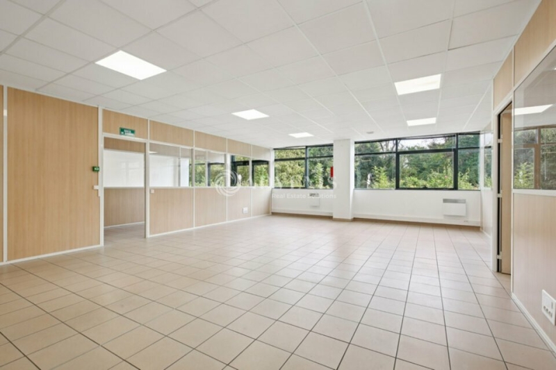 Location Entrepôts MARLY LA VILLE (95670) - Photo 11