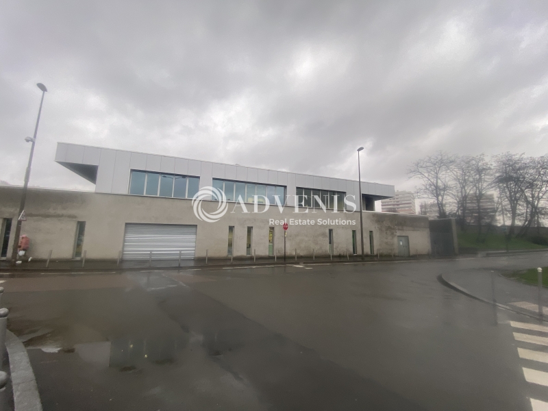 Location Commerces GARGES LES GONESSE (95140) - Photo 1