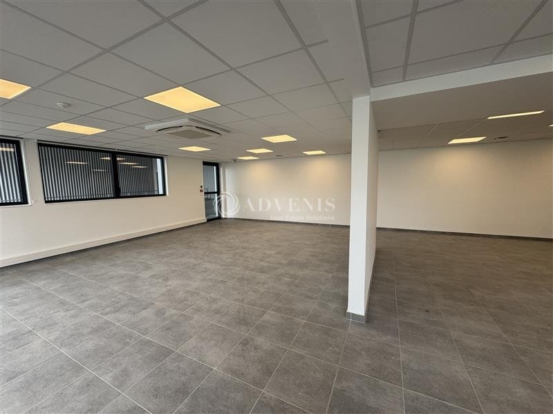 Location Entrepôts LE BLANC MESNIL (93150) - Photo 8