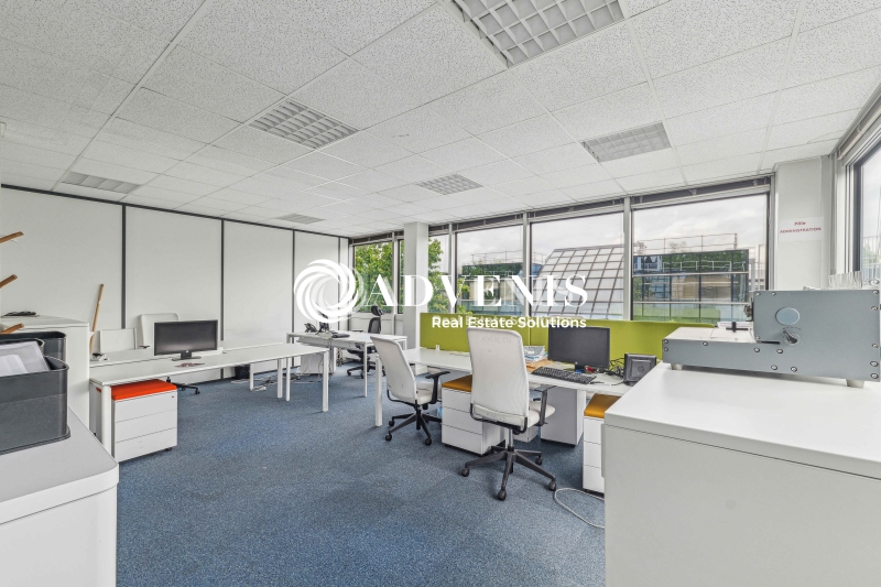 Vente Investisseur Bureaux ROISSY EN FRANCE (95700) - Photo 12