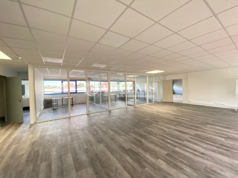 Location Bureaux VILLEPINTE (93420) - Photo 2