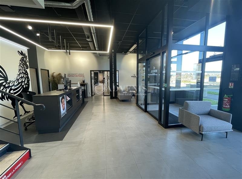 Location Bureaux TREMBLAY EN FRANCE (93290) - Photo 1