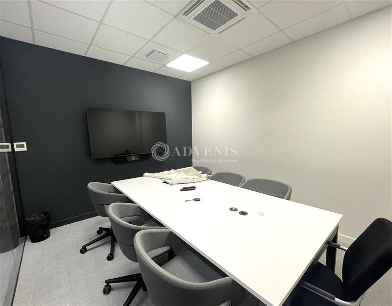 Location Bureaux TREMBLAY EN FRANCE (93290) - Photo 10