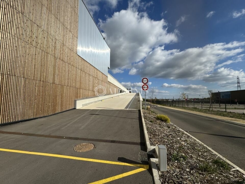 Location Activités Entrepôts TREMBLAY EN FRANCE (93290) - Photo 5