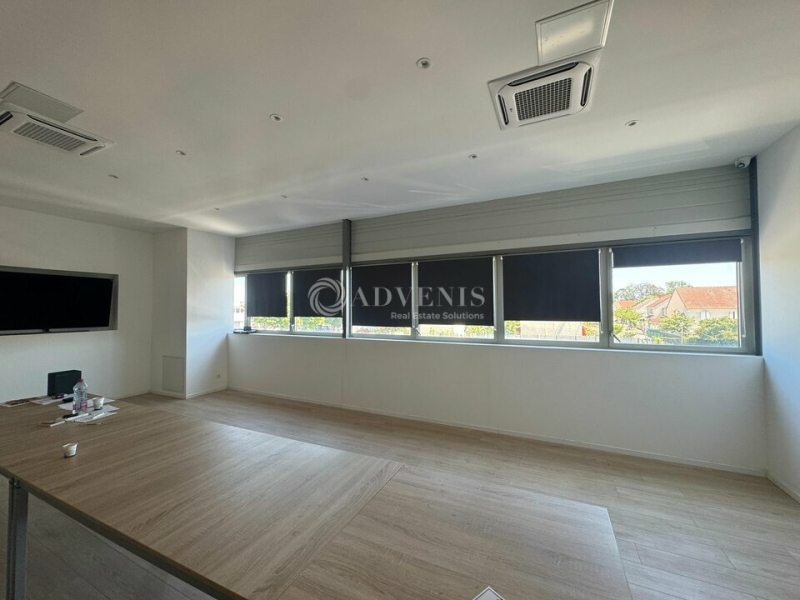 Location Entrepôts STAINS (93240) - Photo 11