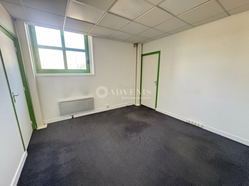 Location Activités Entrepôts CLAYE-SOUILLY (77410) - Photo 7