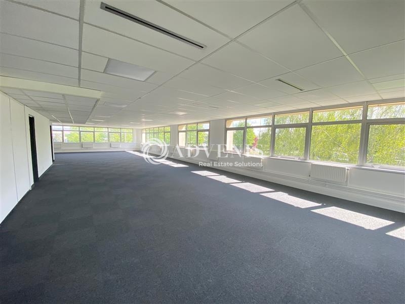 Location Bureaux ROISSY EN FRANCE (95700) - Photo 2