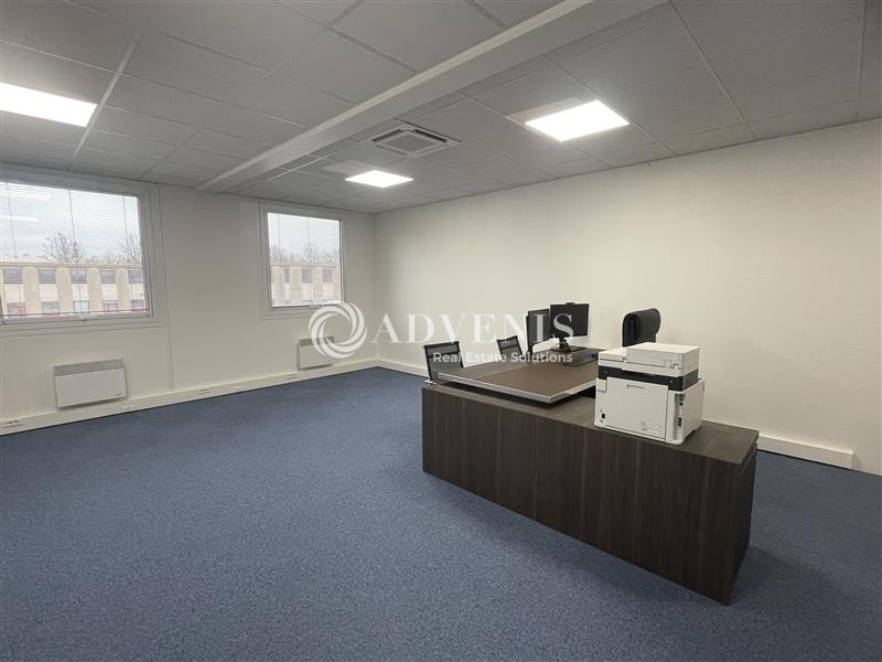 Location Bureaux TREMBLAY EN FRANCE (93290) - Photo 5