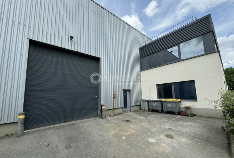 Location Activités Entrepôts GOUSSAINVILLE (95190) - Photo 2