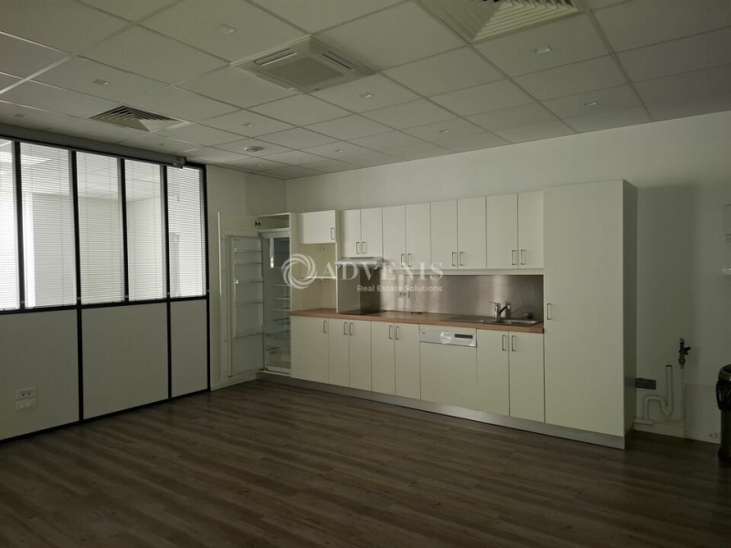 Location Bureaux NANCY (54000) - Photo 9