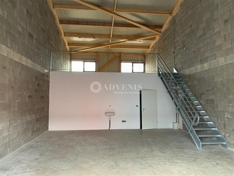 Location Activités Entrepôts SEICHAMPS (54280) - Photo 3