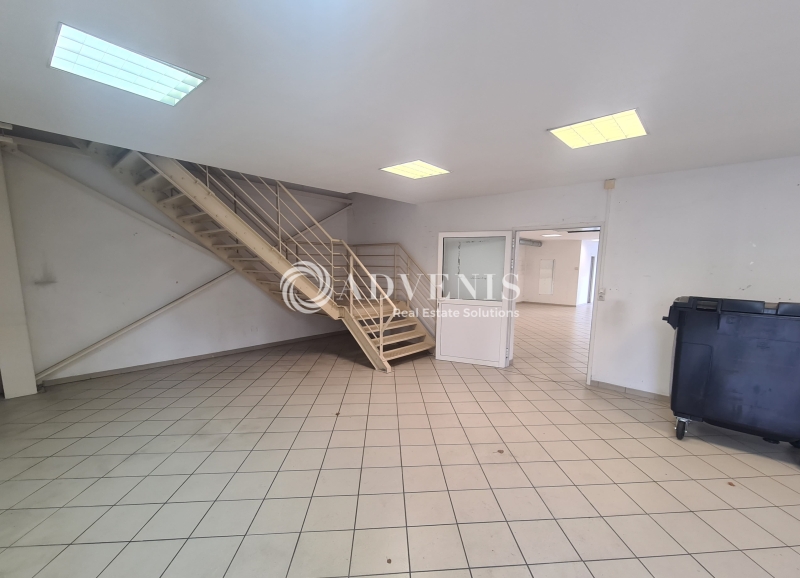 Location Commerces JOUY AUX ARCHES (57130) - Photo 7