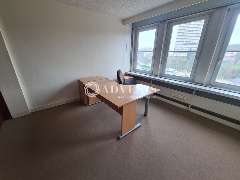 Vente Investisseur Bureaux METZ (57000) - Photo 3