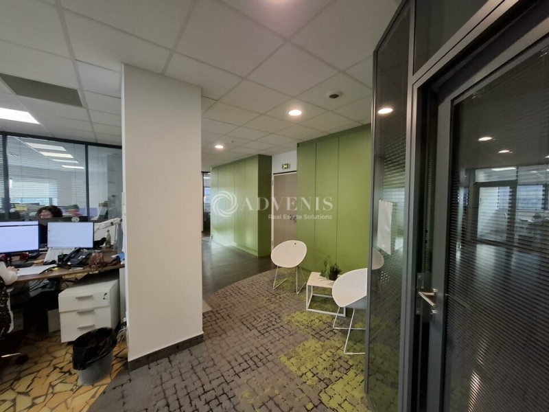 Vente Investisseur Bureaux NANCY (54000) - Photo 5