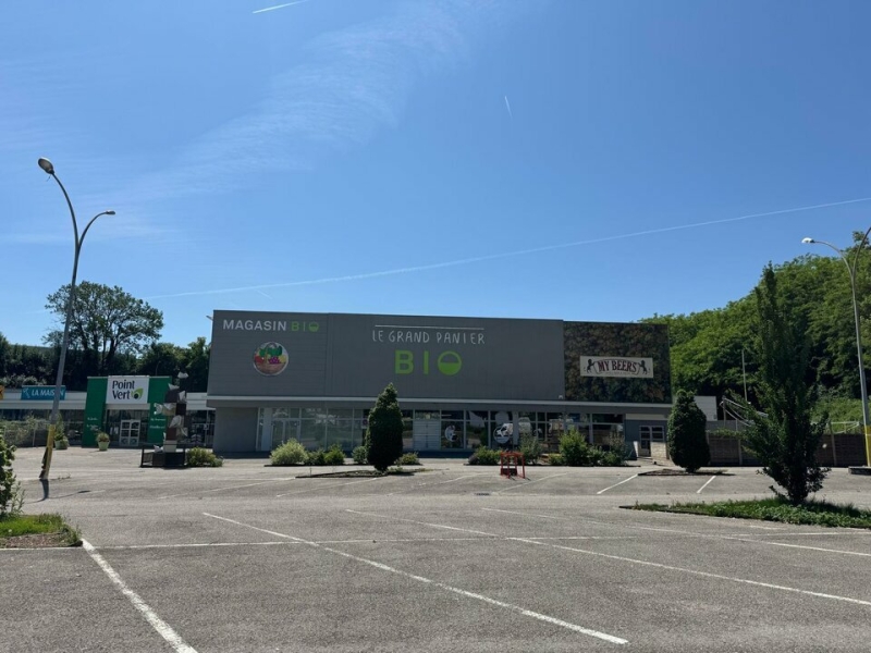 Location Commerces GOLBEY (88190) - Photo 2