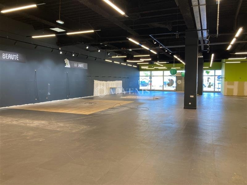 Location Commerces GOLBEY (88190) - Photo 8