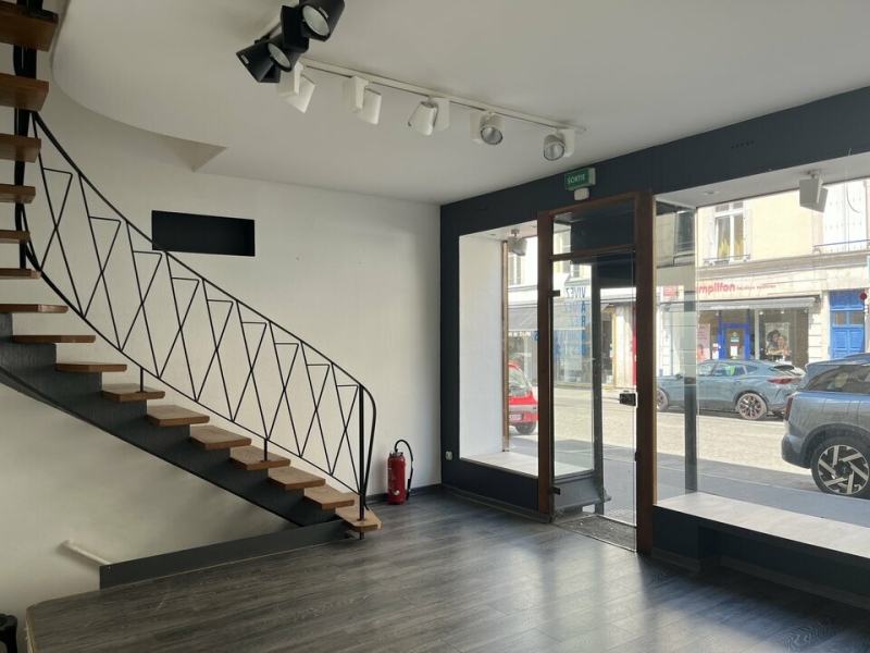 Location Commerces NANCY (54000) - Photo 1