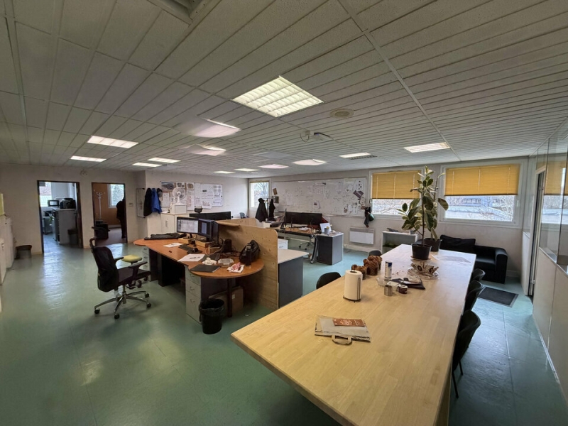 Location Bureaux ÉPINAL (88000) - Photo 1