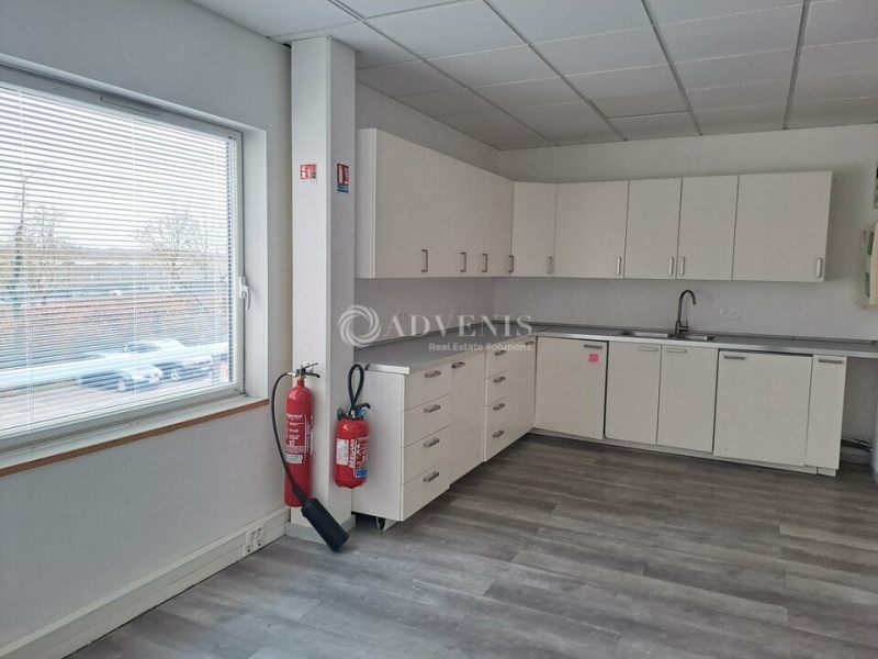 Location Bureaux CARQUEFOU (44470) - Photo 2